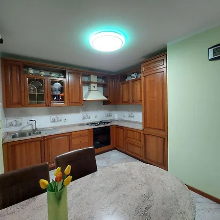 Apartma Mimi شقة Dekani